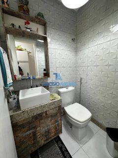 Casa Duplex com 3 suítes em Cond Fechado - Atalaia