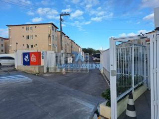 Apartamento 2/4 Reformado - Cond Villa das Flores