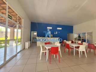 Apartamento 3/4 sendo uma suíte e varanda - Cond. Brisa - Barra dos Coqueiros