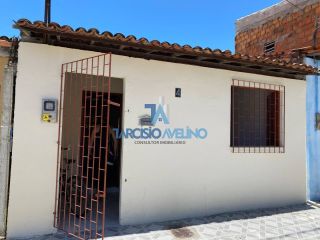 Casa 2/4 na Coroa do Meio