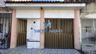 Casa 3/4 no Eduardo Gomes - Próx. Sacel e G Barbosa