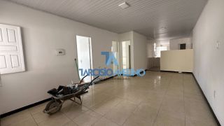 Casa 3/4 sendo 1 suíte no Bugio