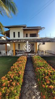 Casa espaçosa à venda na Praia de Guaibim – Valença/BA