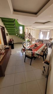 Casa espaçosa à venda na Praia de Guaibim – Valença/BA