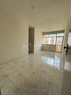 Apartamento à Venda com 3 quartos e Suíte no Bairro Luzia