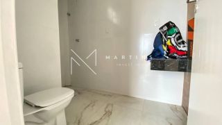 Casa à Venda com 3 quartos 2 suítes no bairro Coroa do Meio