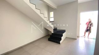 Casa à Venda com 3 quartos 2 suítes no bairro Coroa do Meio