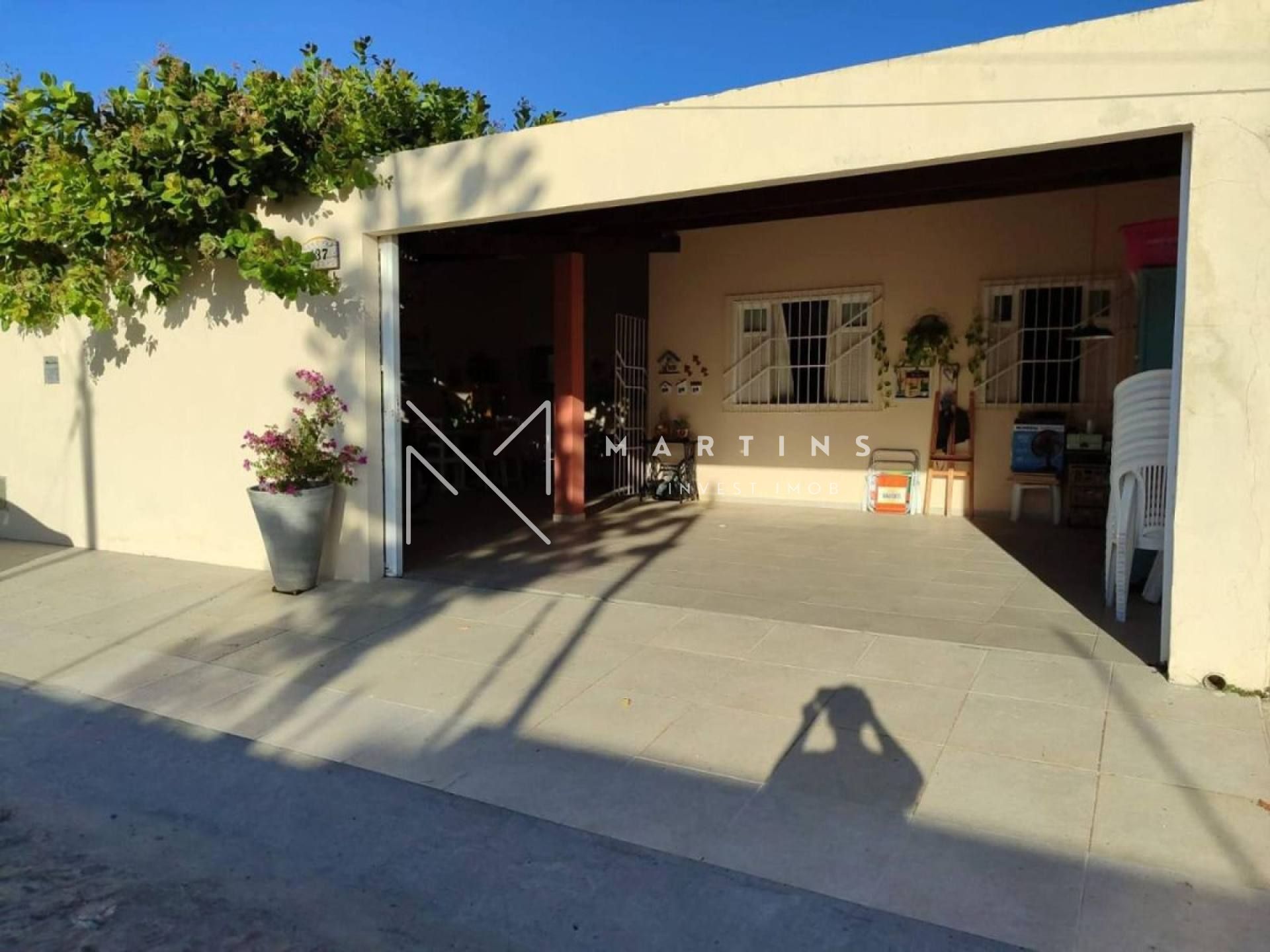 Casa à Venda com 3 quartos no bairro Aruana em Aracaju