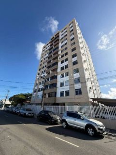 Apartamento Para Vender com 3 quartos - Bairro Grageru