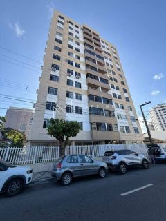 Apartamento Para Vender com 3 quartos - Bairro Grageru