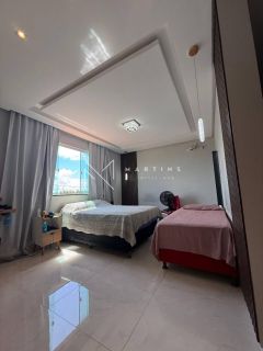 Casa Para Vender com 4 quartos - Luar da Barra