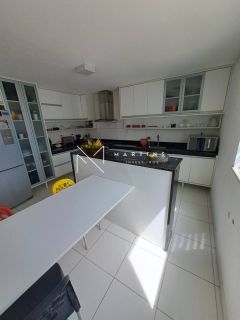 Casa com 5 Suítes no Alphaville Litoral Norte I