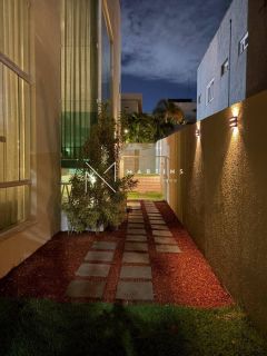 Casa com 4 Suítes no Alphaville Litoral Norte I