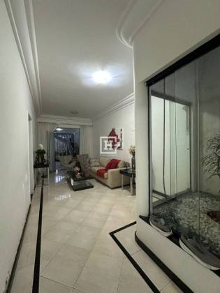 Casa com 5 quartos à Venda, Jabotiana - Aracaju
