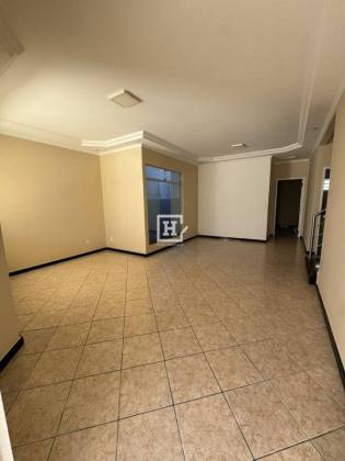 Casa com 5 quartos à Venda, São Conrado - Aracaju