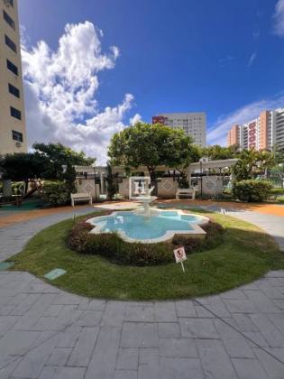Apartamento com 3 Quartos à Venda no Villaggio di Venezia, Farolândia - Aracaju