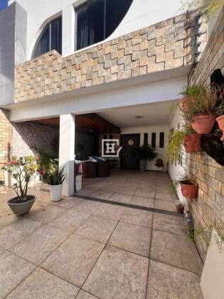 Casa com 4 Quartos à Venda, Suíssa - Aracaju