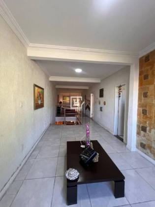 Casa com 4 Quartos à Venda, Suíssa - Aracaju