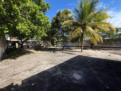 Terreno Murado com 600 m² à Venda na Atalaia - Aracaju