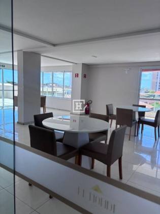 Apartamento com 2 Suítes e 2 Vagas à Venda no Condomínio Le Monde, Atalaia