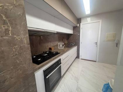 Apartamento com 2 Suítes e 2 Vagas à Venda no Condomínio Le Monde, Atalaia