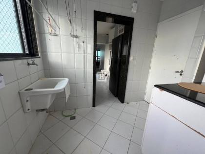 Apartamento com 124 m² à Venda no Edifício José Machado de Souza, Grageru