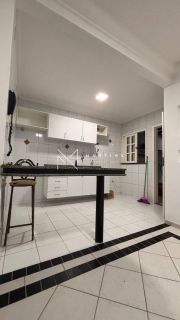 Casa de Condomínio à Venda com 3 quartos - Bairro Aruana