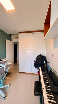 Apartamento com 3 Quartos à Venda no Condomínio Golden Prime, Atalaia