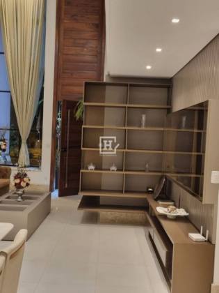 Casa Mobiliada com 4 Quartos à Venda no Condomínio Costa Marina, Aruana