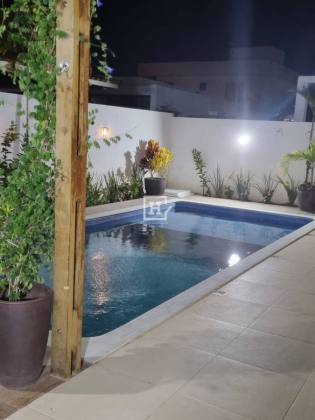 Casa Mobiliada com 4 Quartos à Venda no Condomínio Costa Marina, Aruana