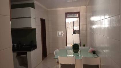 Casa com 4 Quartos e 2 Vagas à Venda no Bairro Suíssa, Aracaju