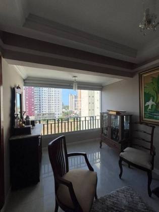 Apartamento com 3 Quartos à Venda no Villaggio di Venezia, Farolândia