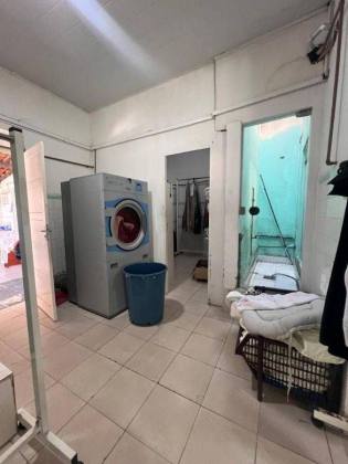 Ponto Comercial com 6 Salas e 4 Vagas à Venda no Salgado Filho
