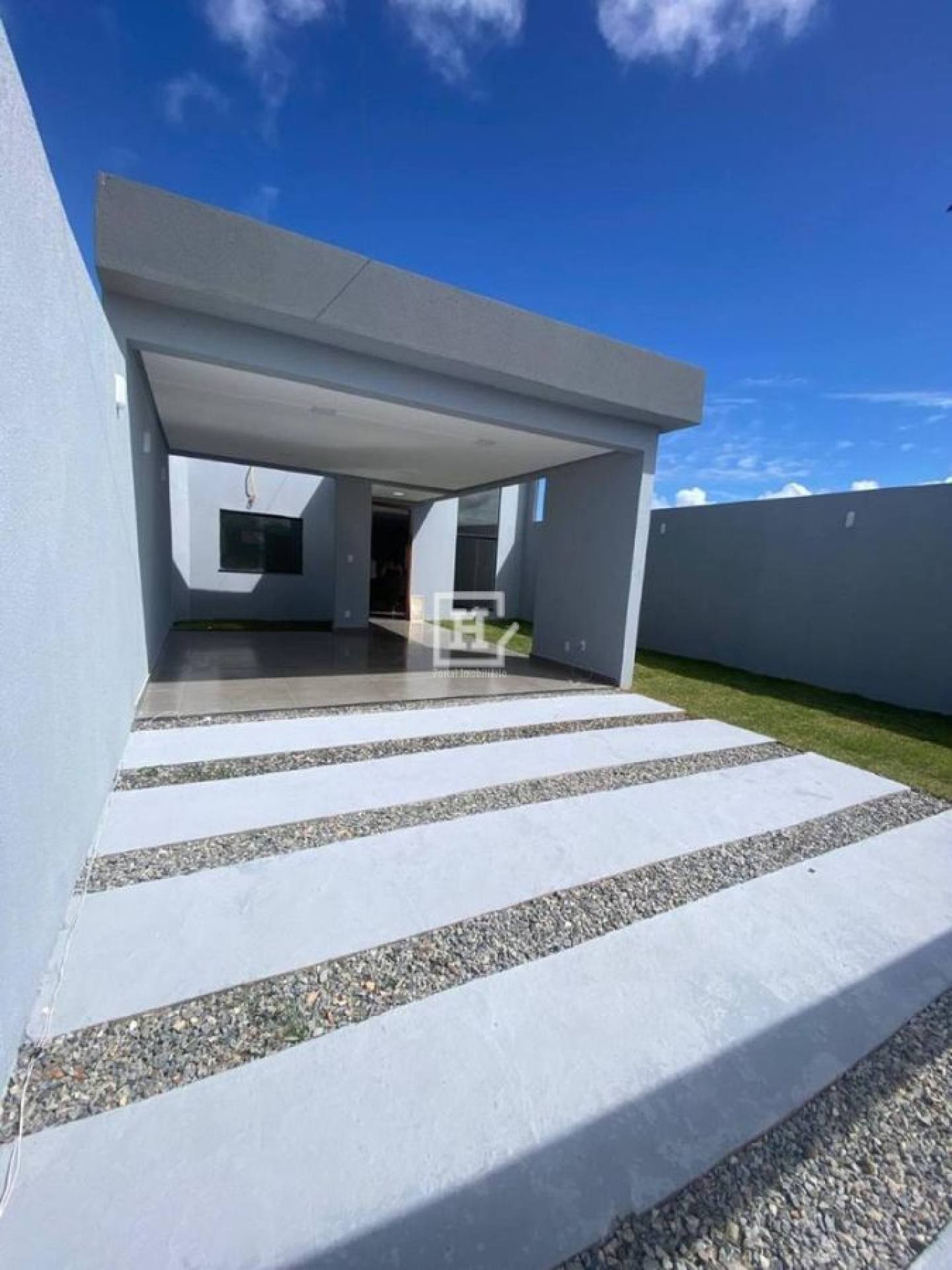 Casa com 3 Quartos, Área Gourmet e 2 Vagas à Venda no Robalo