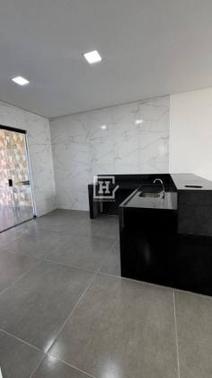 Casa com 3 Quartos, Área Gourmet e 2 Vagas à Venda no Robalo
