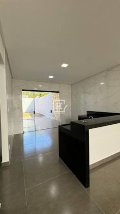 Casa com 3 Quartos, Área Gourmet e 2 Vagas à Venda no Robalo