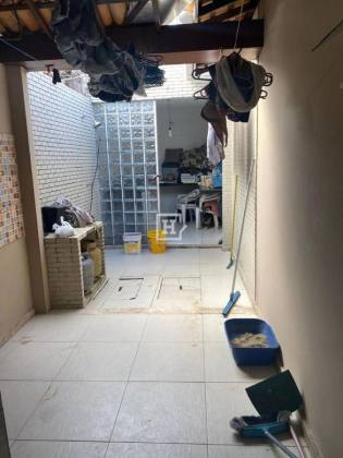 Casa com 3 Quartos à Venda no Condomínio Santa Felicidade Ville