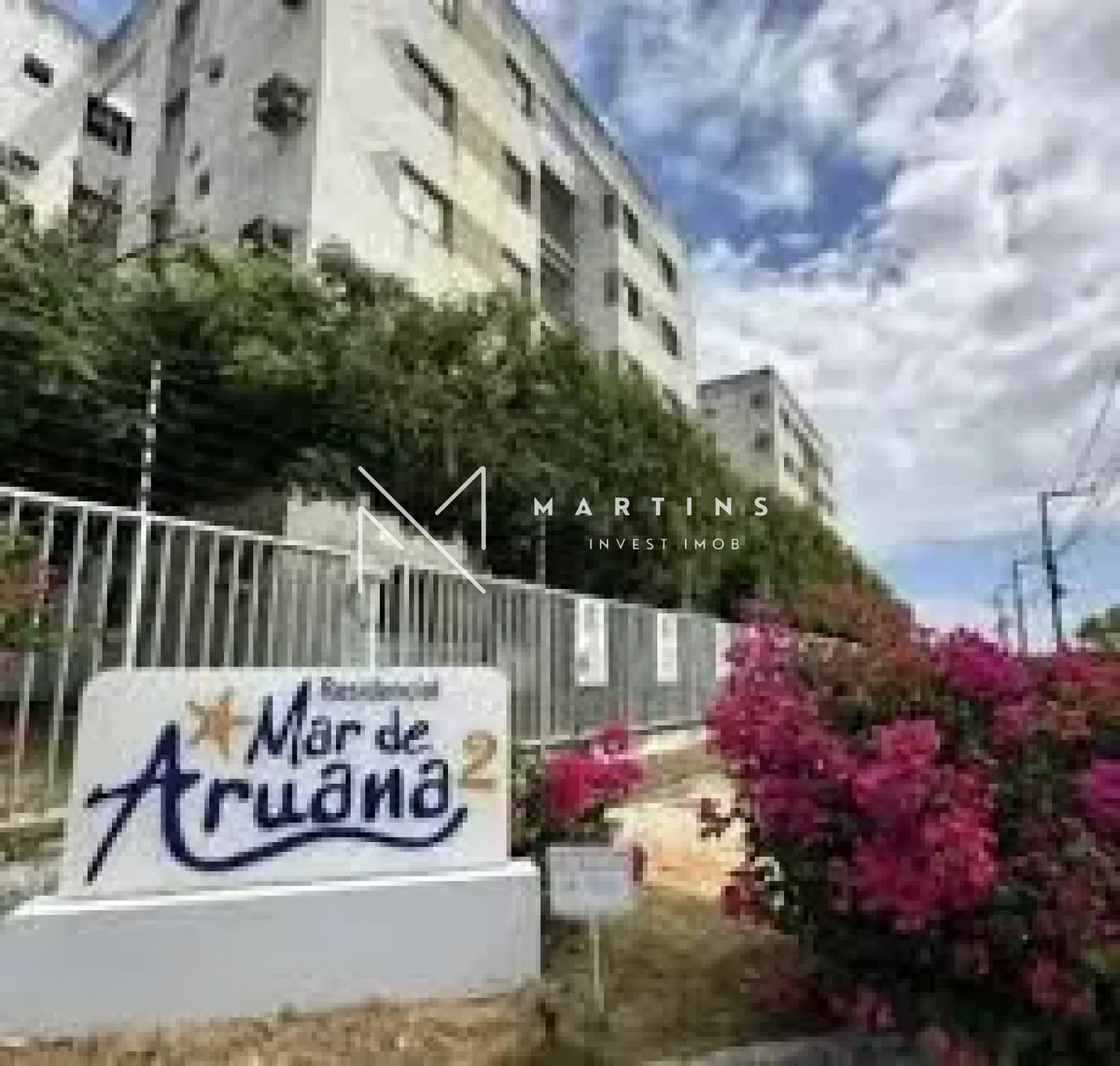 Apartamento com 3 Quartos à Venda no Condomínio Mar de Aruana 2, Aruana