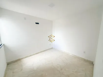 Casa à venda no Village Sudoeste com 3 quartos e área gourmet, por R$ 365.000