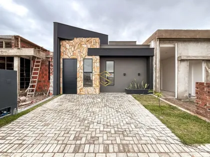 Casa à venda no Village Sudoeste com 3 quartos e área gourmet, por R$ 365.000