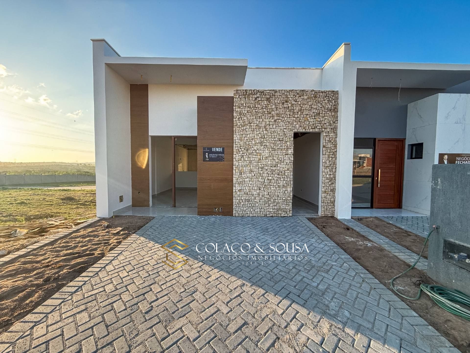 Casa de 3 quartos, final de obra, no Condomínio Village Sudoeste a venda, por R$ 390.000,00