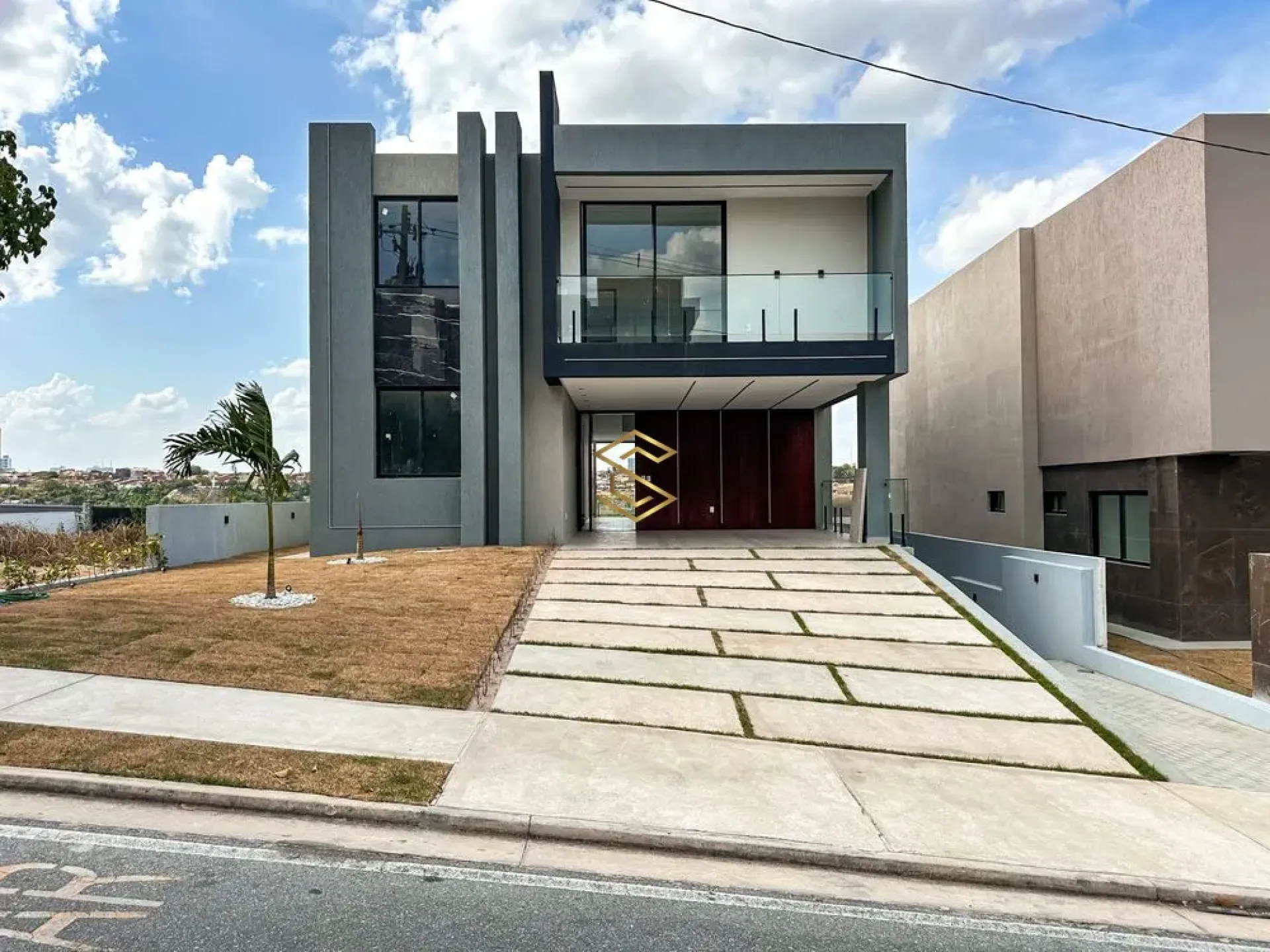 Excelente casa disponível no Alphaville Campina Grande, 4 SUÍTES, por R$ 2.500.000,00