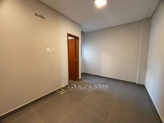 Casa em construção a VENDA no Village Sudoeste Privê