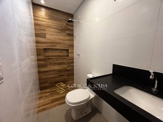 Casa em construção a VENDA no Village Sudoeste Privê