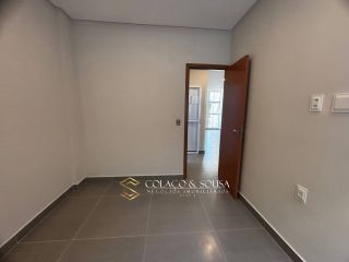 Casa em construção a VENDA no Village Sudoeste Privê