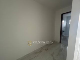 Casa duplex a venda no centenário