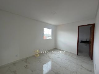 Casa duplex a venda no centenário