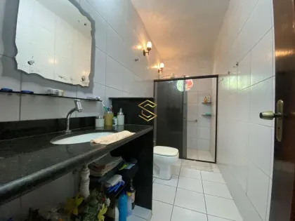 Casa GRANDE a Venda no bairro da Prata em Campina Grande, PB