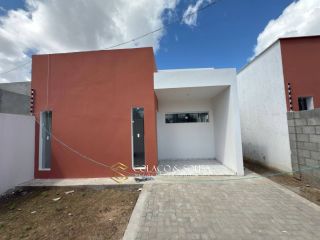 CASA 2 QUARTOS COM SUITE PRONTA PARA MORAR
