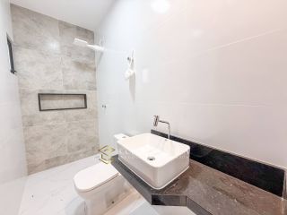 Casa em condomínio fechado com 3 quartos | Jardins da Serra | R$ 399 mil